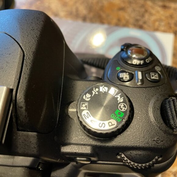 Nikon D60 - Picture 3 of 6